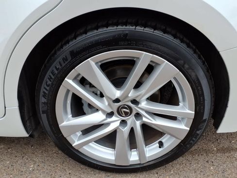 Used 2023 Lexus IS 300 w/ Comfort Package RWD image 8