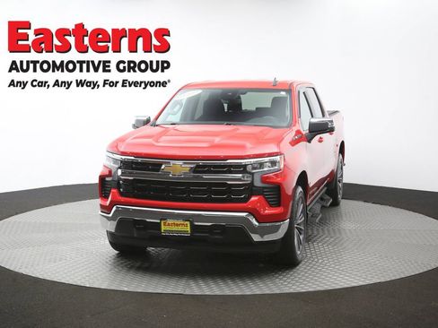 Used 2022 Chevrolet Silverado 1500 LT AWD/4WD image 61