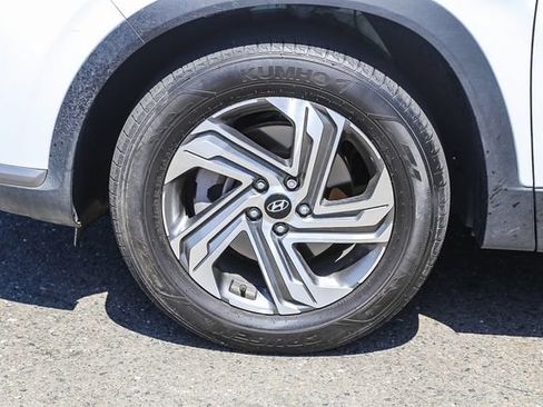 Used 2023 Hyundai Santa Fe SEL FWD image 10
