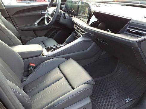Certified 2025 Audi Q5 Premium Plus AWD/4WD image 24