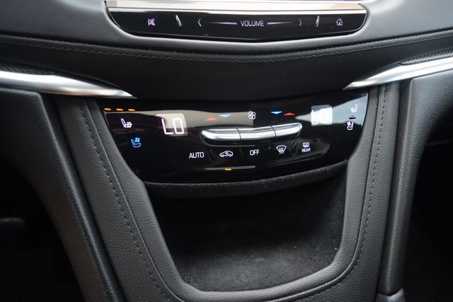 Used 2019 Cadillac XT5 Platinum AWD/4WD image 11
