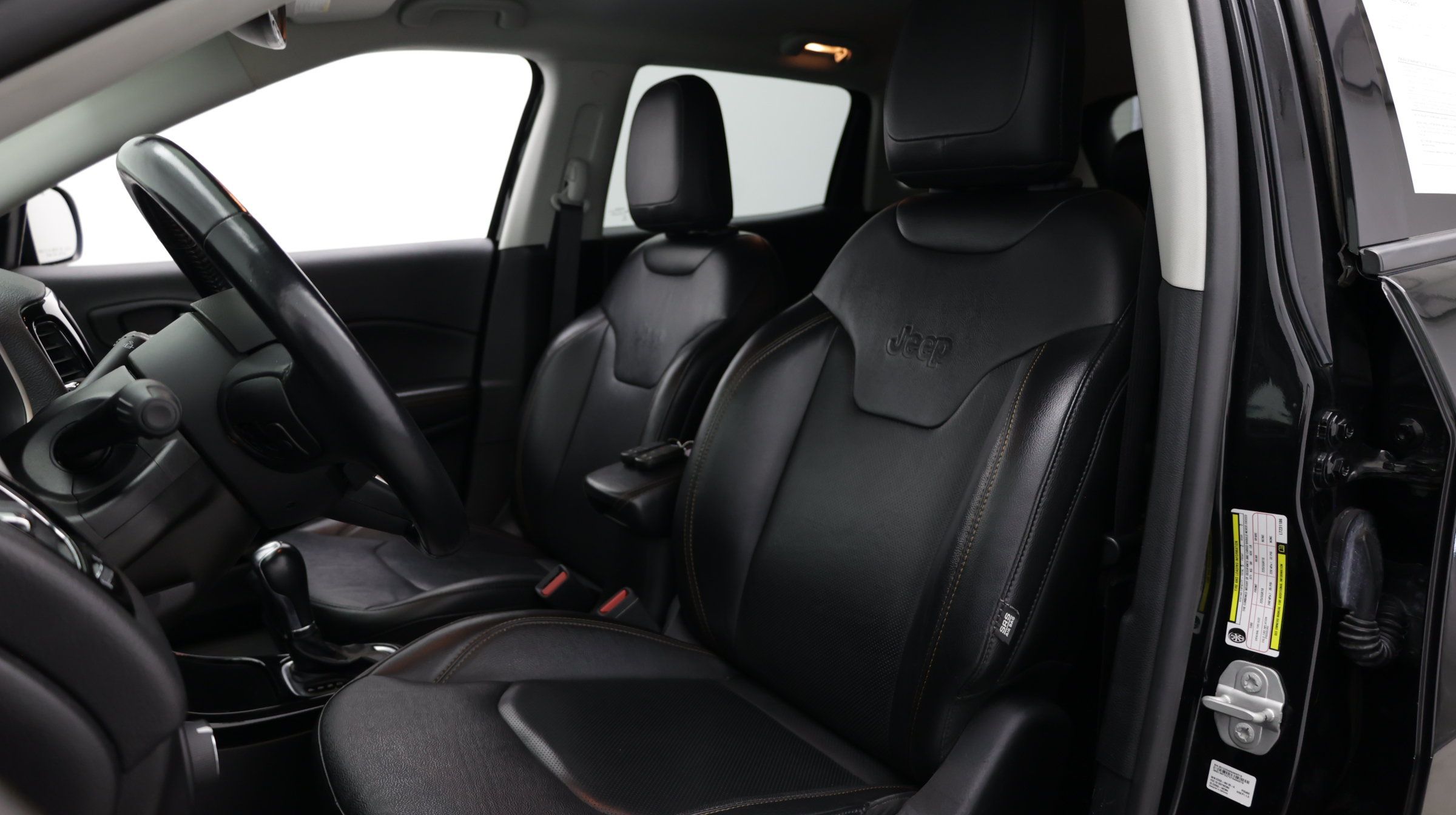 Used 2020 Jeep Compass Limited FWD image 17