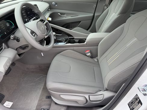 New 2026 Hyundai Elantra Blue image 10
