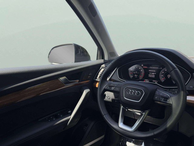 Certified 2023 Audi Q5 2.0T Premium Plus w/ Premium Plus Package AWD/4WD image 13