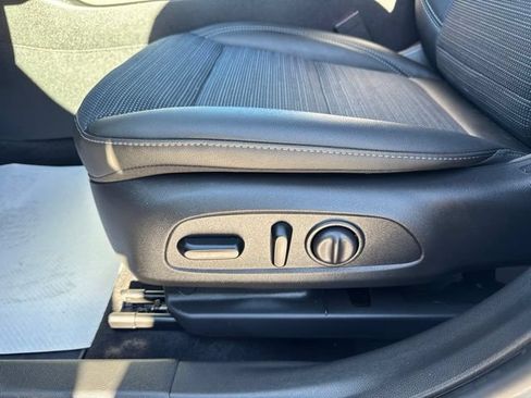 Used 2024 Buick Envista Preferred w/ Convenience I Package FWD image 11