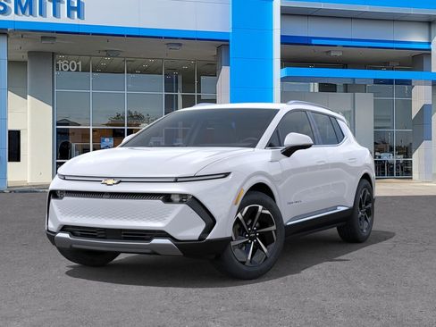 New 2025 Chevrolet Equinox EV LT FWD image 6