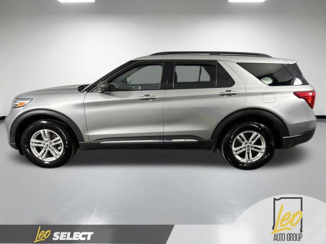 Used 2020 Ford Explorer XLT w/ Equipment Group 202A AWD/4WD image 9