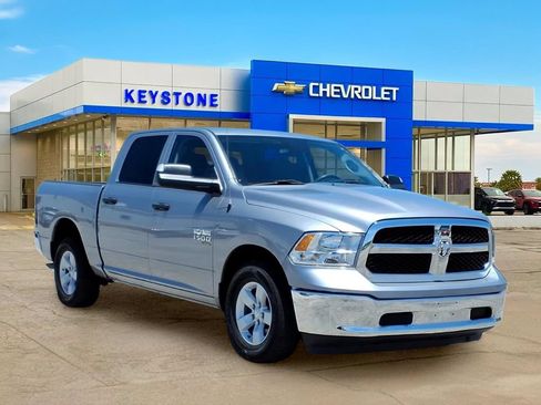 Used 2023 RAM 1500 Classic SLT w/ Trailer & Traction Group RWD image 1