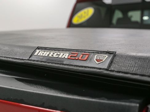 Used 2021 Chevrolet Silverado 1500 LT Trail Boss w/ Convenience Package II AWD/4WD image 10