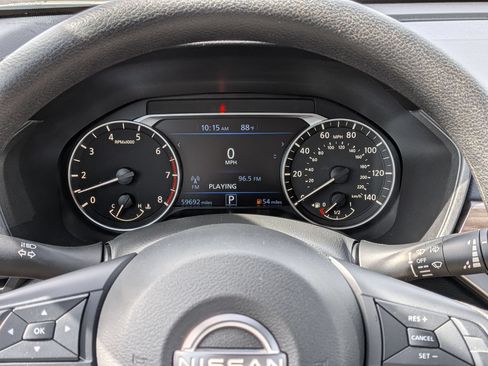 Used 2024 Nissan Altima 2.5 SV FWD image 20