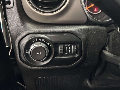 Used 2020 Jeep Wrangler Unlimited Sport image 43