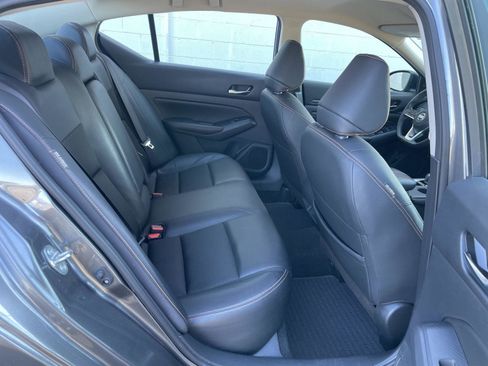 Used 2022 Nissan Altima 2.5 SR image 14