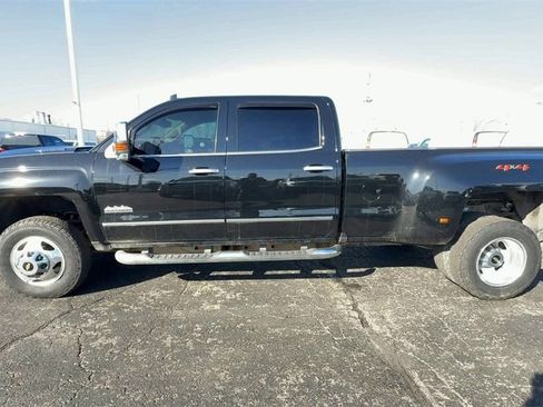 Used 2019 Chevrolet Silverado 3500 High Country w/ Duramax Plus Package image 5