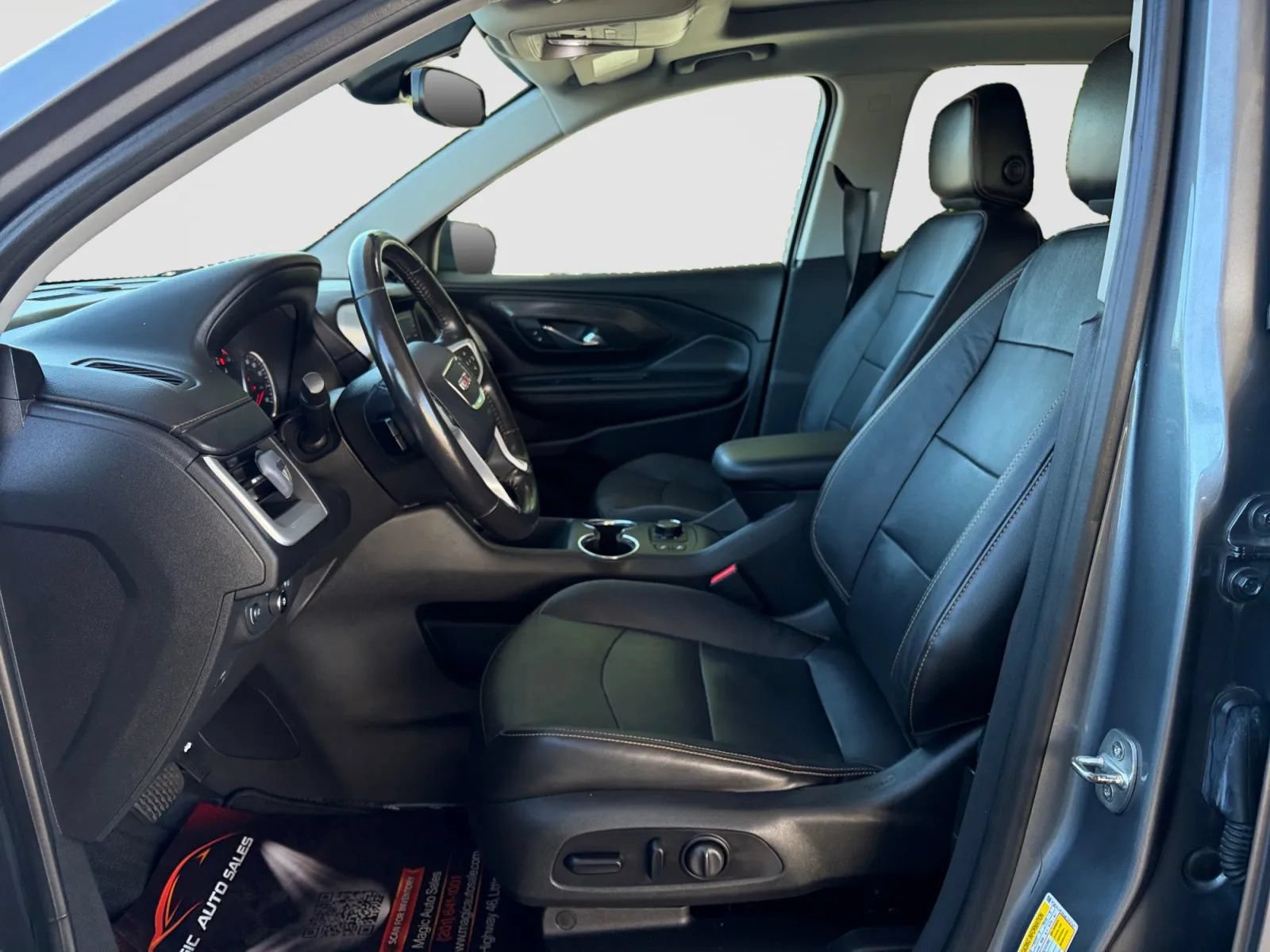 Used 2021 GMC Terrain SLT w/ Elevation Edition AWD/4WD image 12