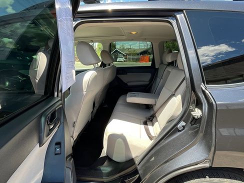 Used 2016 Subaru Forester 2.5i Premium AWD/4WD image 20