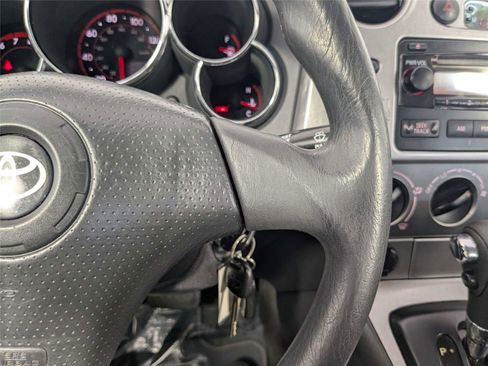 Used 2008 Toyota Matrix FWD image 21