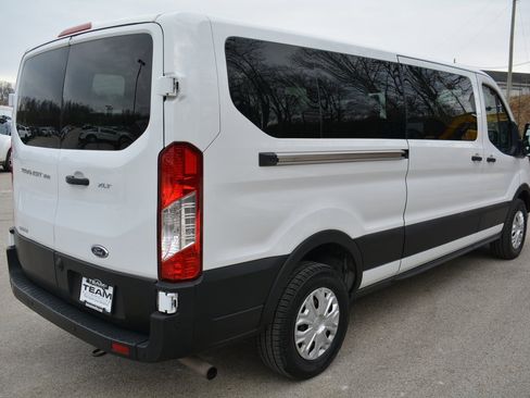 Used 2023 Ford Transit 350 XLT image 5