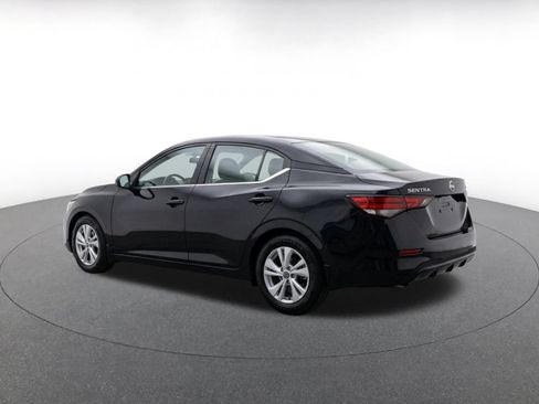Used 2025 Nissan Sentra S FWD image 7