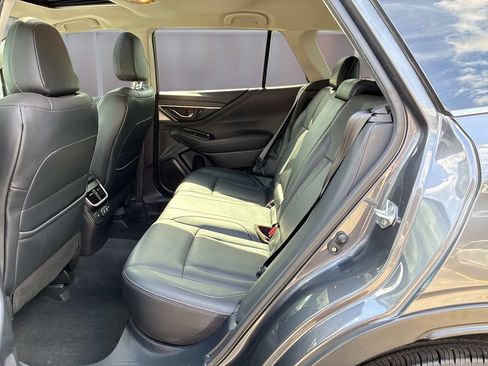 Used 2022 Subaru Outback Limited AWD/4WD image 18