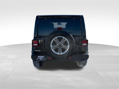 Used 2022 Jeep Wrangler Unlimited Sahara w/ Cold Weather Group image 7