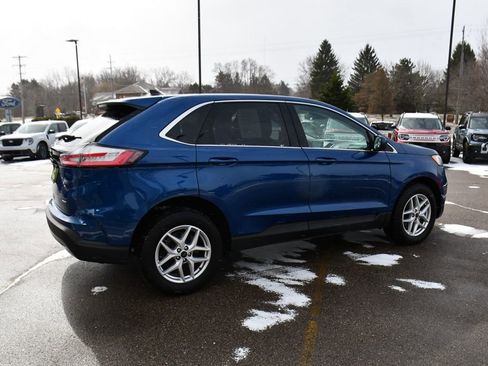 Used 2023 Ford Edge SEL w/ Convenience Package image 7