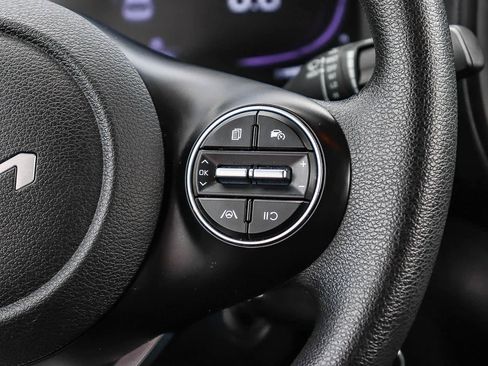 Used 2023 Kia Soul LX w/ Option Group 015 FWD image 22