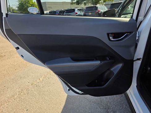 Certified 2025 Subaru Crosstrek 2.5i Limited w/ Crosstrek Mirror Package AWD/4WD image 20