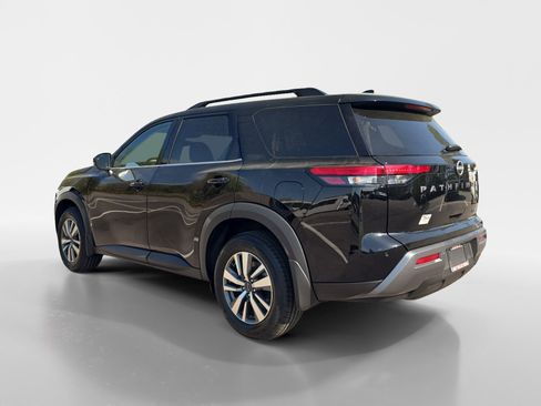 New 2026 Nissan Pathfinder SL AWD/4WD image 3