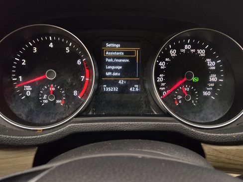 Used 2018 Volkswagen Passat 2.0T SE image 23