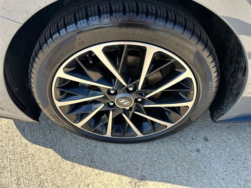 Used 2020 Hyundai Sonata SEL Plus w/ Tech Package FWD image 30