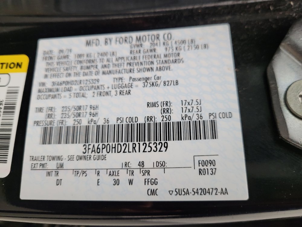 Used 2020 Ford Fusion SE FWD image 33