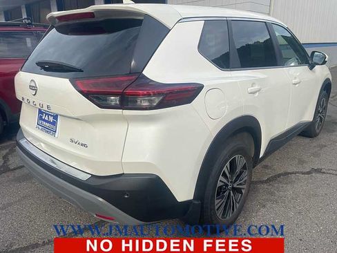 Used 2023 Nissan Rogue SV AWD/4WD image 4