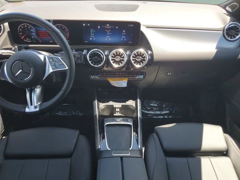 Certified 2025 Mercedes-Benz GLA 250 image 15