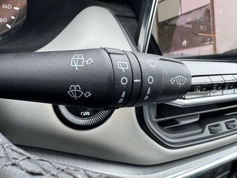 Used 2024 Jeep Compass Limited image 26