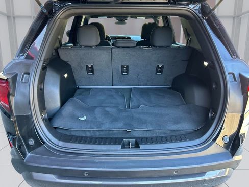 Used 2025 GMC Terrain Elevation AWD/4WD image 15
