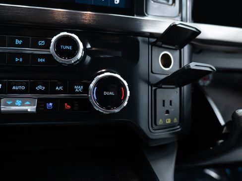 Used 2024 Ford F250 Lariat image 52