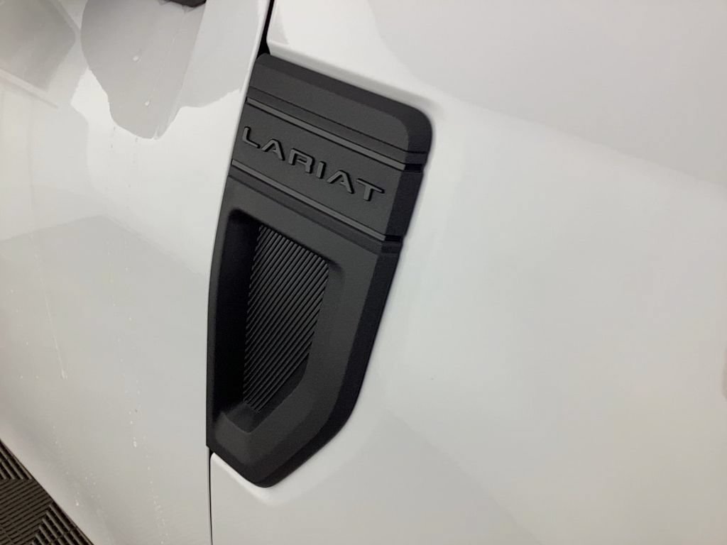 Used 2025 Ford Maverick Lariat w/ Black Appearance Package AWD/4WD image 32
