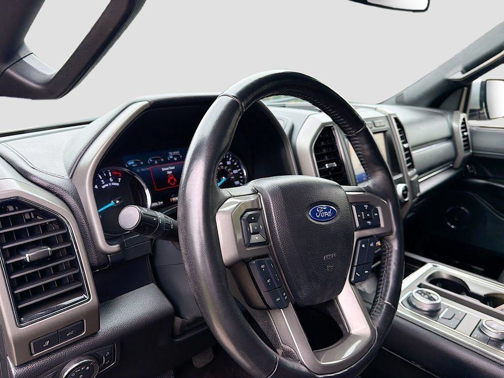 Used 2021 Ford Expedition Max XLT AWD/4WD image 9