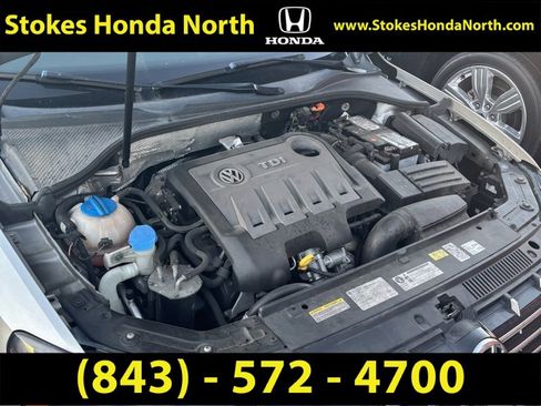 Used 2014 Volkswagen Passat TDI SEL Premium image 3