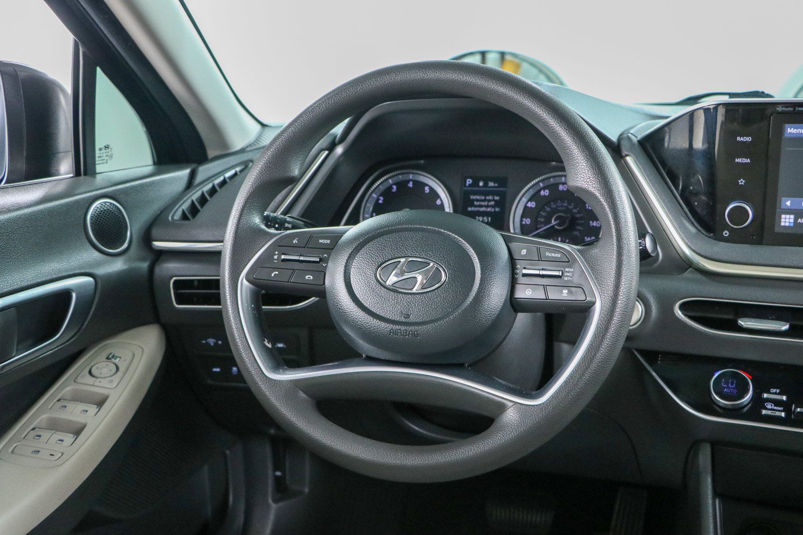 Used 2021 Hyundai Sonata SEL FWD image 12