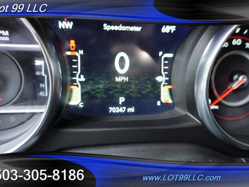 Used 2022 Jeep Gladiator Rubicon w/ Cold Weather Group AWD/4WD image 26