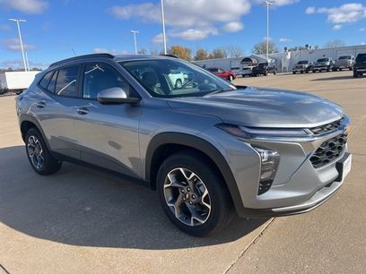 Used 2025 Chevrolet Trax LT w/ LT Convenience Package