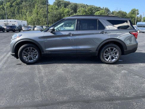 New 2026 Ford Explorer Active w/ Active Comfort Package AWD/4WD image 6