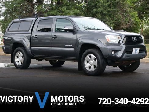 Used 2014 Toyota Tacoma V6 image 1