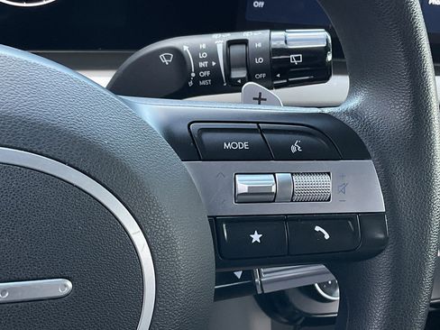 Used 2025 Hyundai Tucson Blue image 24