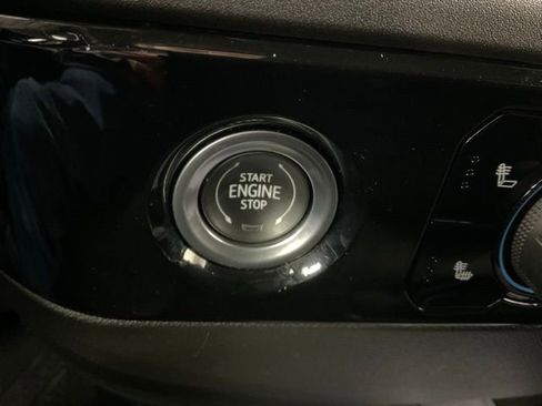 Used 2022 Chevrolet Silverado 1500 LT image 16