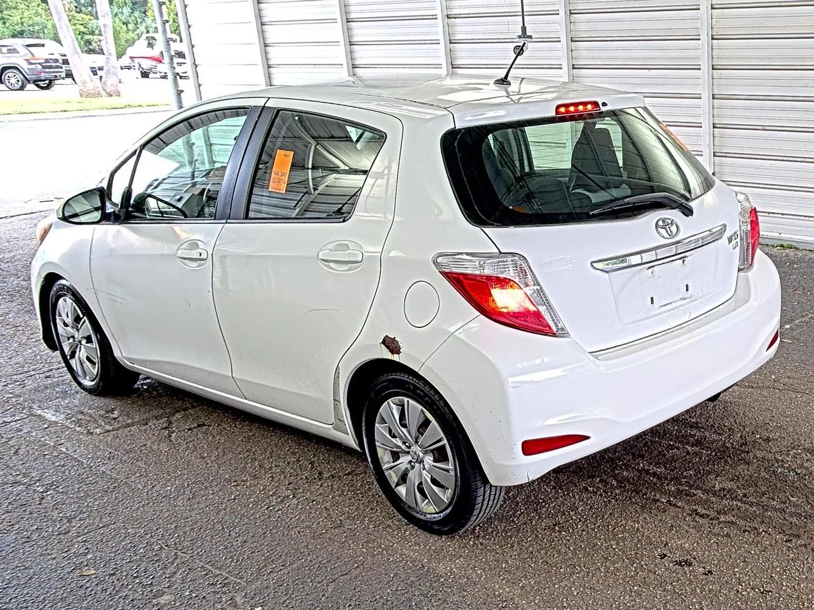 Used 2013 Toyota Yaris LE FWD image 2