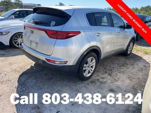 Used 2017 Kia Sportage LX FWD image 2