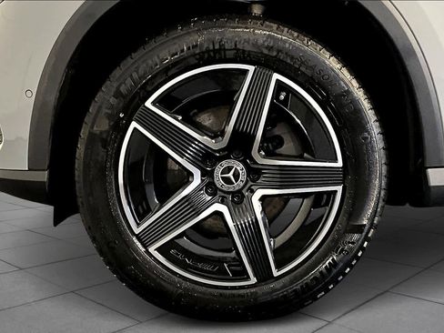 Certified 2026 Mercedes-Benz GLC 300 4MATIC image 11