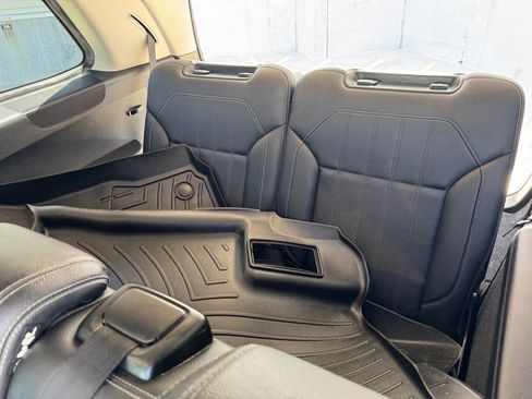 Used 2015 Mercedes-Benz GL 450 4MATIC image 25